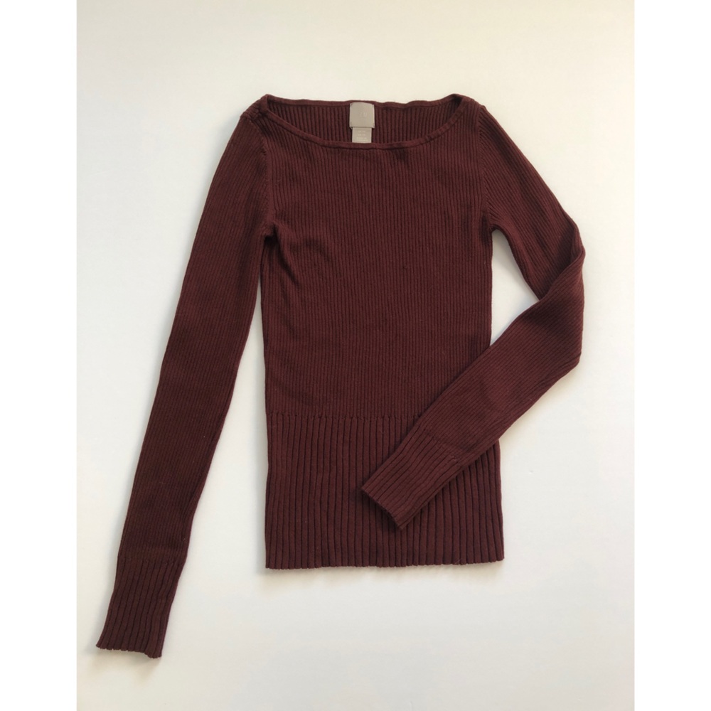 H&M • fitted maroon sweater